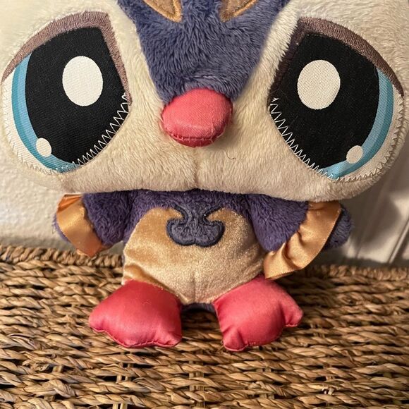 Littlest Pet Shop Sassiest Penguin Plush - Picture 2 of 13